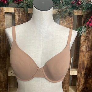Amazon Essentials bra woman’s NWT casual intimate Sz 38C